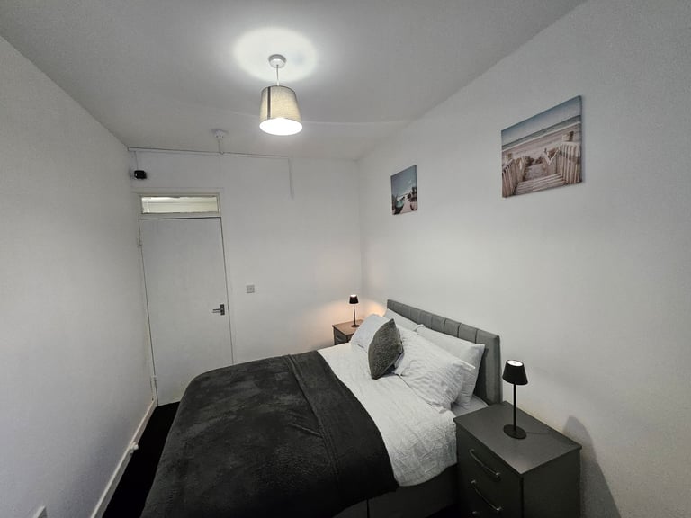 Short Term Rental Stay in Liverpool 1BR-F6
