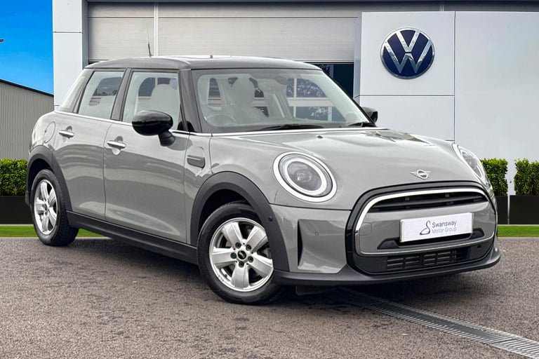 2022 MINI Hatch 1.5 Cooper Classic Steptronic Euro 6 (s/s) 5dr Hatchback PETROL Automatic