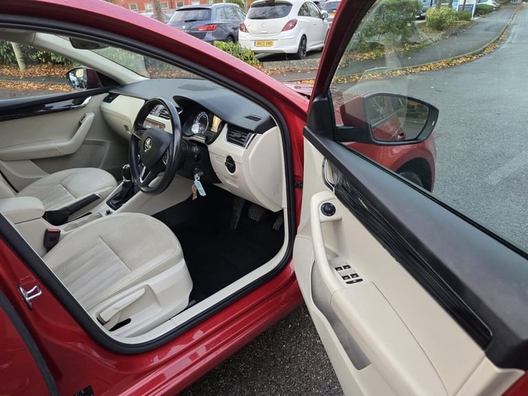 2017 Skoda Octavia 1.6 TDI SE L Estate 5dr Diesel DSG Euro 6 (s/s) (115 ps) Estate Diesel Automatic