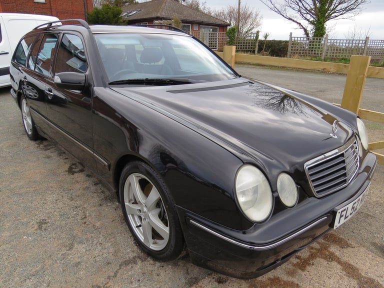 2002 Mercedes-Benz E-Class E320 CDi Avantgarde 5dr Tip Auto ESTATE Diesel Automatic