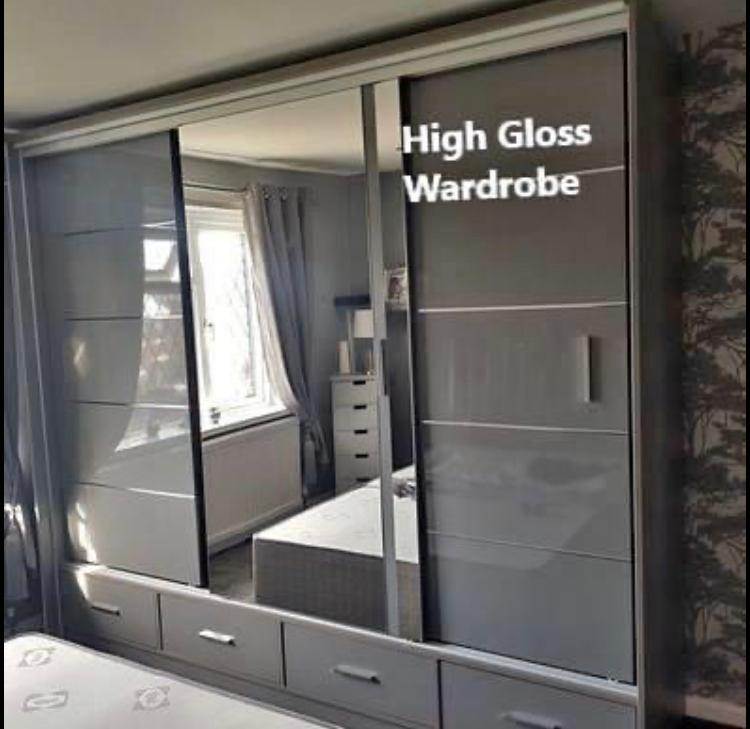 Brand New Matte/High Gloss Finish Sliding Wardrobe with Full-Length Mirrors