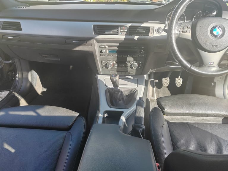 BMW, 3 SERIES, Saloon, 2012, Manual, 1995 (cc), 4 doors