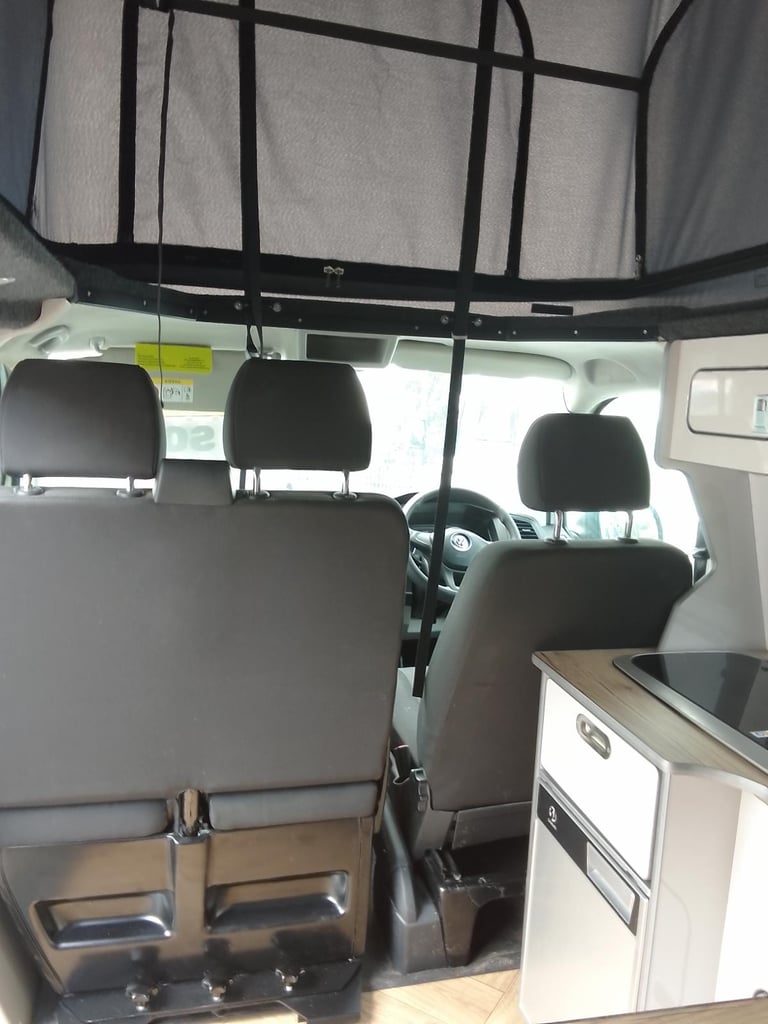 Volkswagen TRANSPORTER T28 S-LINE TD. CAMPERVAN 