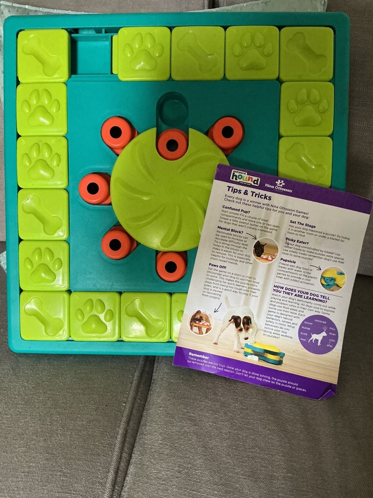 Dog slow feeder puzzle.