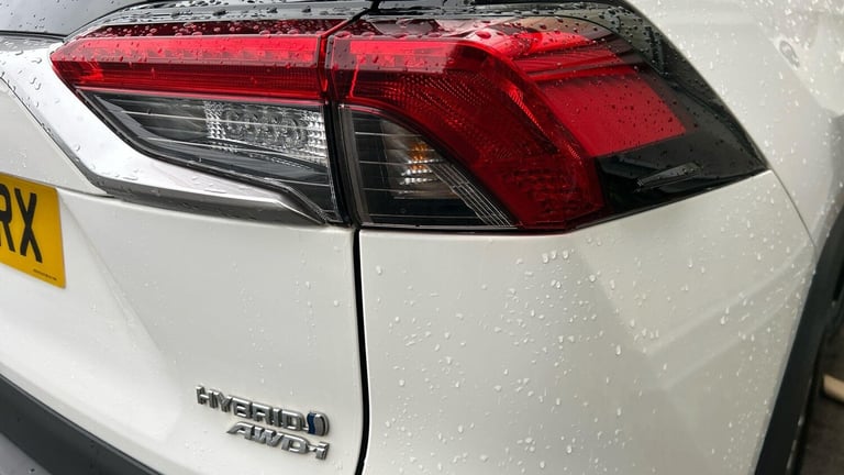 Toyota RAV4 2.5 VVT-h GPF Excel SUV 5dr Petrol Hybrid CVT 4WD Euro 6 (s/s) (222 ps) Petrol/Elect...