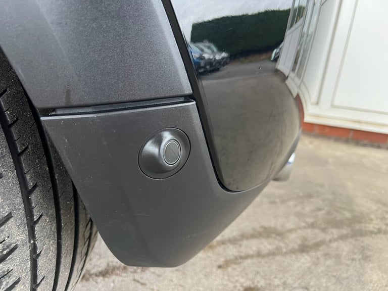 2018 18 MINI HATCH 1.5 COOPER HATCHBACK 3DR PETROL MANUAL EURO 6 (S/S) (136 PS)