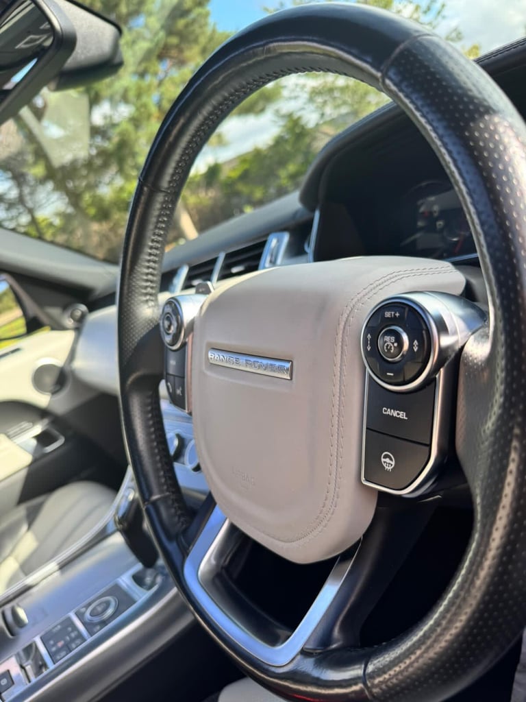 LAND ROVER RANGE ROVER SPORT 3.0 SD V6 Autobiography Dynamic 2015