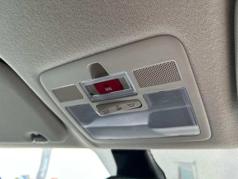 2024 Hyundai i10 1.0 Premium Hatchback 5dr Petrol Auto Euro 6 (s/s) (63 ps) Hatchback PETROL Auto...