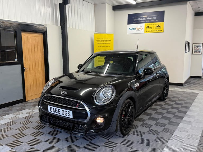 image for 2015 MINI Hatch 2.0 Cooper SD Euro 6 (s/s) 3dr HATCHBACK Diesel Manual
