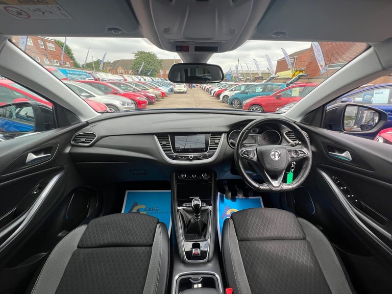 2020 Vauxhall Grandland X 1.2 Turbo SRi Nav Euro 6 (s/s) 5dr HATCHBACK Petrol Manual