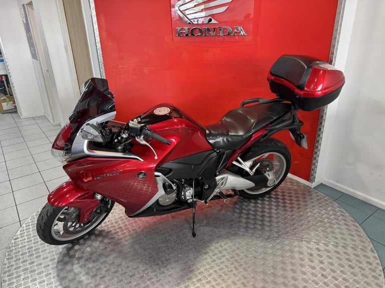 2016 Honda VFR1200F