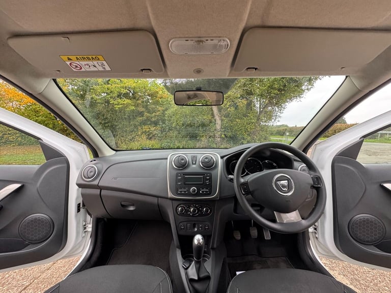 2015 Dacia Sandero 1.5 Dci Laureate Hatchback HATCHBACK Diesel Manual