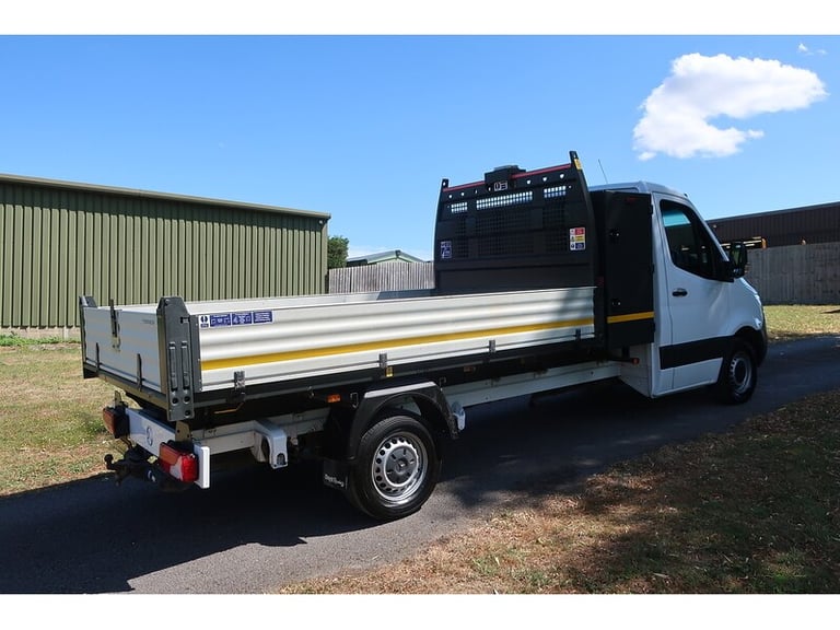 2022 Mercedes-Benz Sprinter 3.5t Progressive Chassis Cab CHASSIS CAB DIESEL Manual