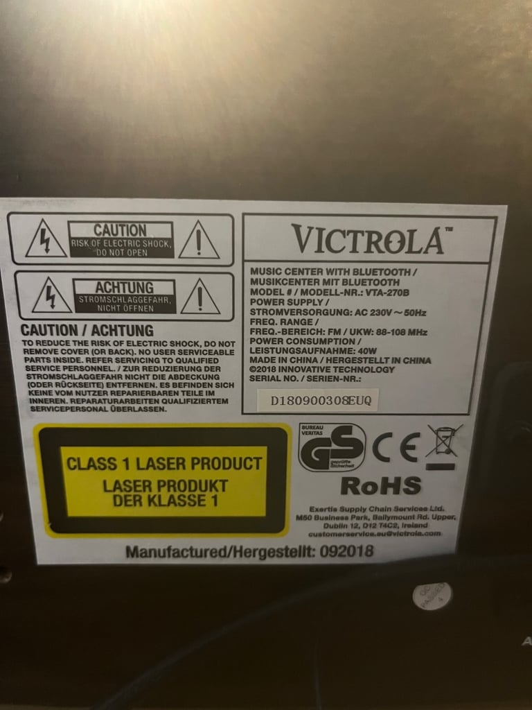 Victrola Record Player (Bluetooth) - CD/Radio/Tape cassette 