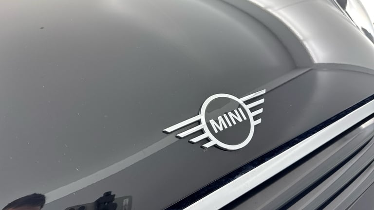 2018 MINI Hatch 1.5 Cooper Sport II 3dr Auto Petrol Hatchback Hatchback Petrol Automatic