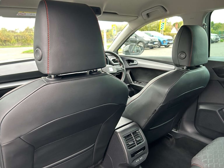 2021 SEAT Leon 1.4 Leon FR PHEV Semi-Auto 5dr Hatchback Hybrid Automatic