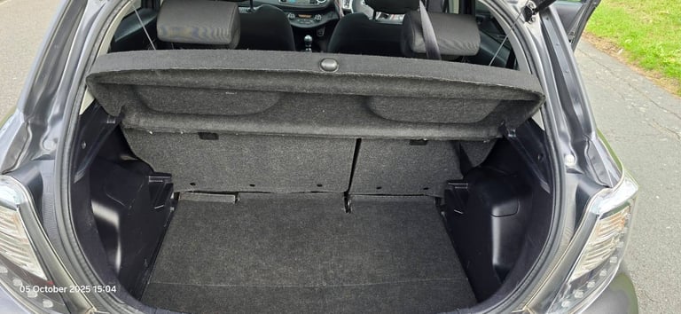 Toyota, YARIS, Hatchback, 2014, Manual, 1329 (cc), SUNROOF, 5 doors