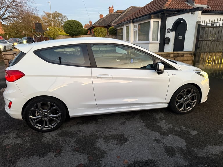 Ford, FIESTA, Hatchback, 2018, Manual, 998 (cc), 3 doors