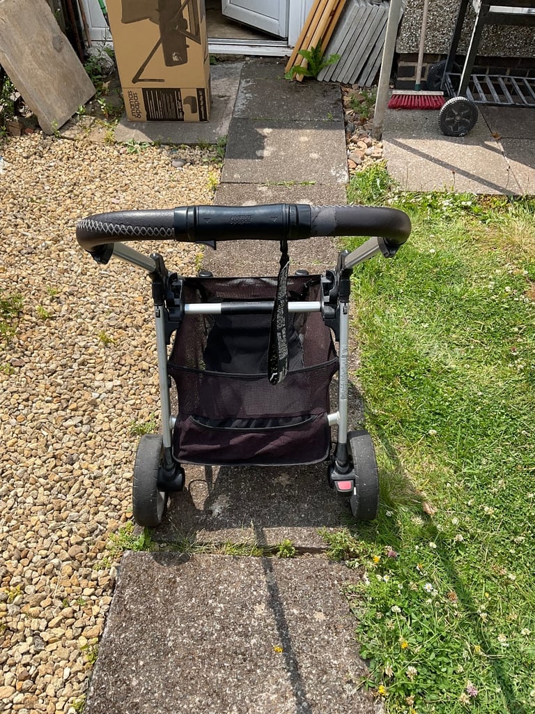 Mamas & Papas Flip XT2 pushchair