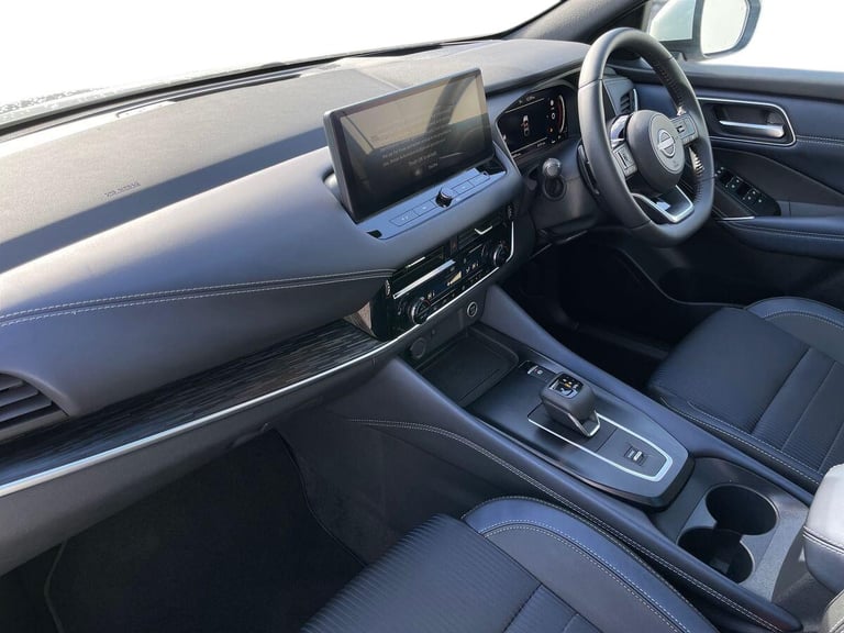 2022 Nissan Qashqai 1.3 DiG-T MH 158 Tekna 5dr Xtronic HATCHBACK PETROL Automatic