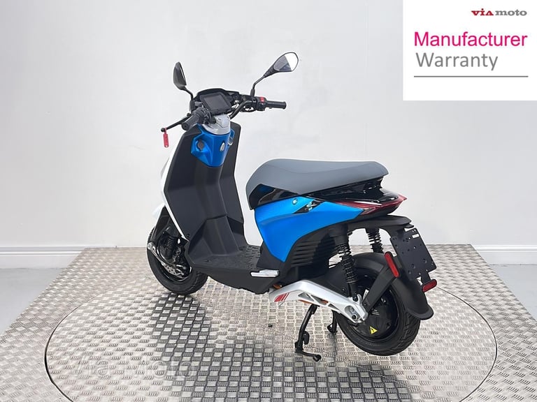 PIAGGIO ONE - 2023 - 1 miles