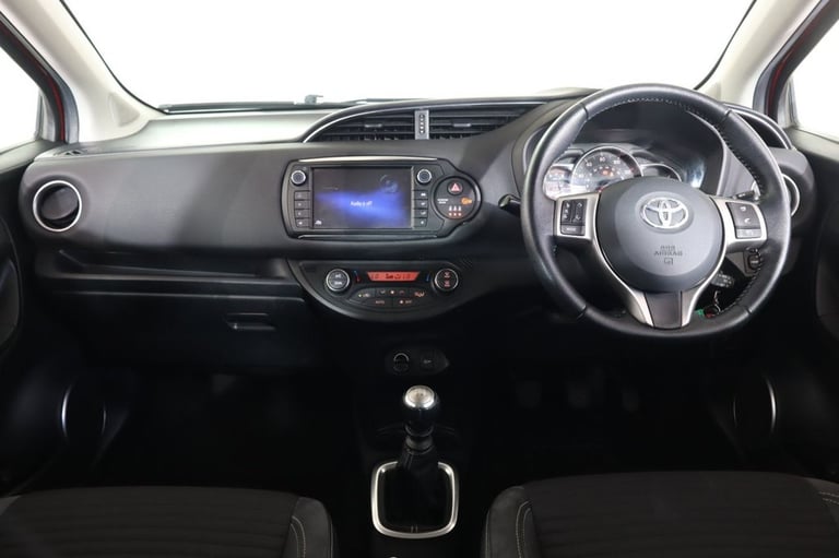 2014 Toyota Yaris 1.33 Dual VVT-i Excel Hatchback 5dr Petrol Manual Euro 5 Euro 5 (99 ps) Hatchba...