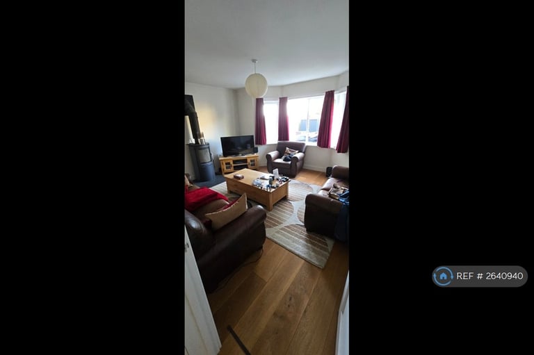 4 bedroom house in Exeter Road, Exmouth, EX8 (4 bed) (#2640940)