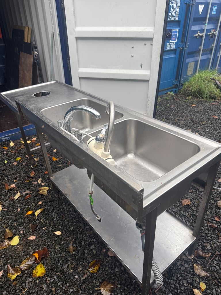 Commercial sink indoor or outdoor use