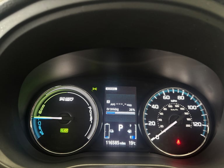 2016 Mitsubishi Outlander 2.0h 12kWh GX4h SUV 5dr Petrol Plug-in Hybrid CVT 4WD