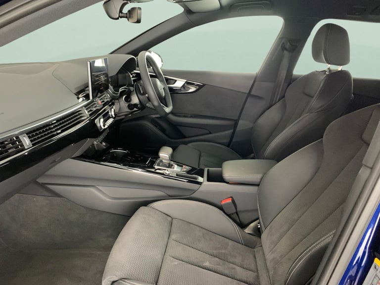 2023 Audi A4 Avant 2.0 TFSI 40 Black Edition Estate 5dr Petrol S Tronic Euro 6 (s/s) (204 ps)  Es...