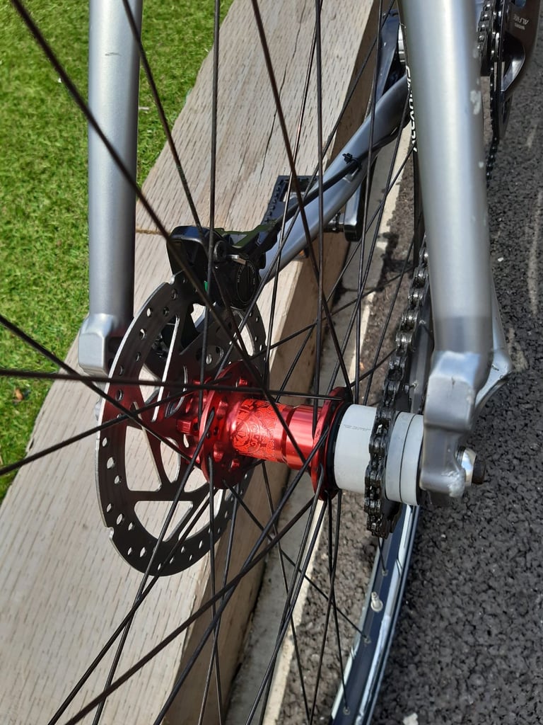 Merida S-Presso Aluminium Hybrid Bike. 