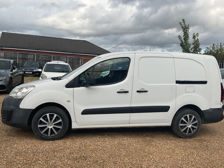 2015 Citroen Berlingo 1.6 HDi 750 LX L2 6dr PANEL VAN Diesel Manual