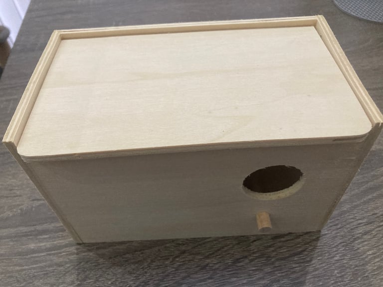 Bird / budgie nesting box - Brand new