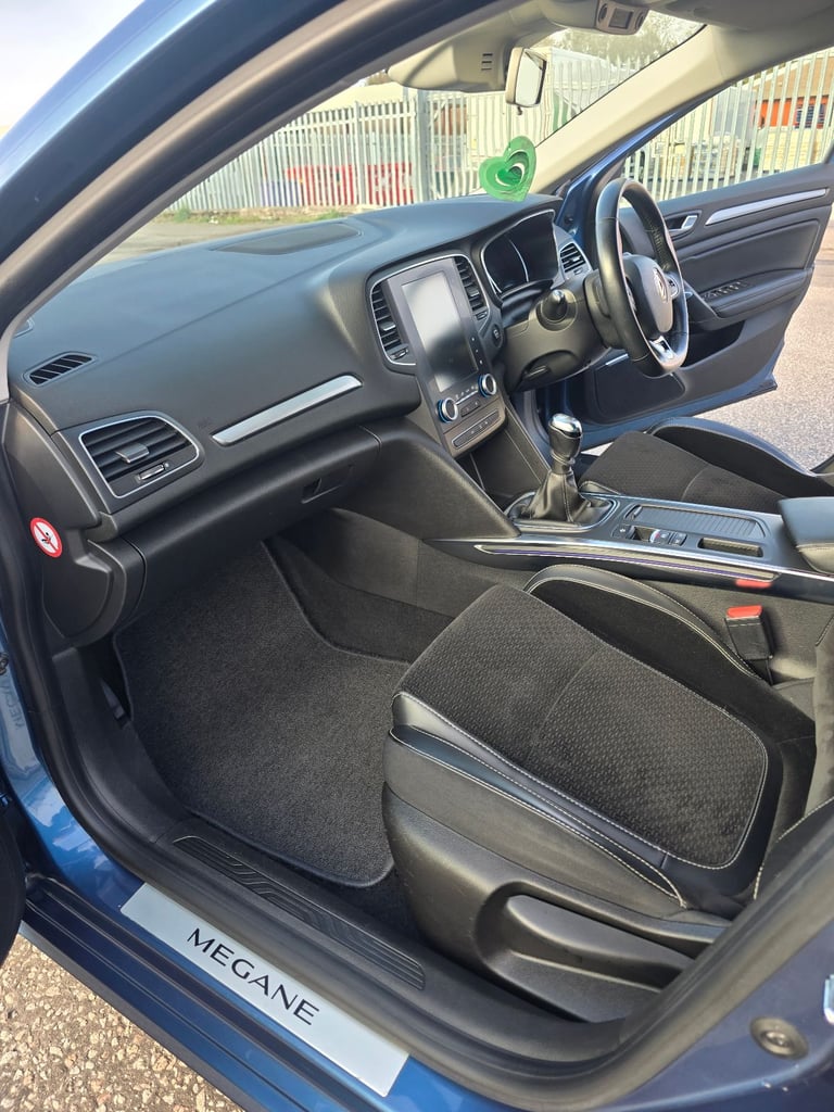 Renault, MEGANE, Hatchback, 2017, Manual, 1461 (cc), 5 doors