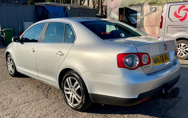 2008 Volkswagen Jetta 2.0 SE TDI PD 4dr SALOON Diesel Manual