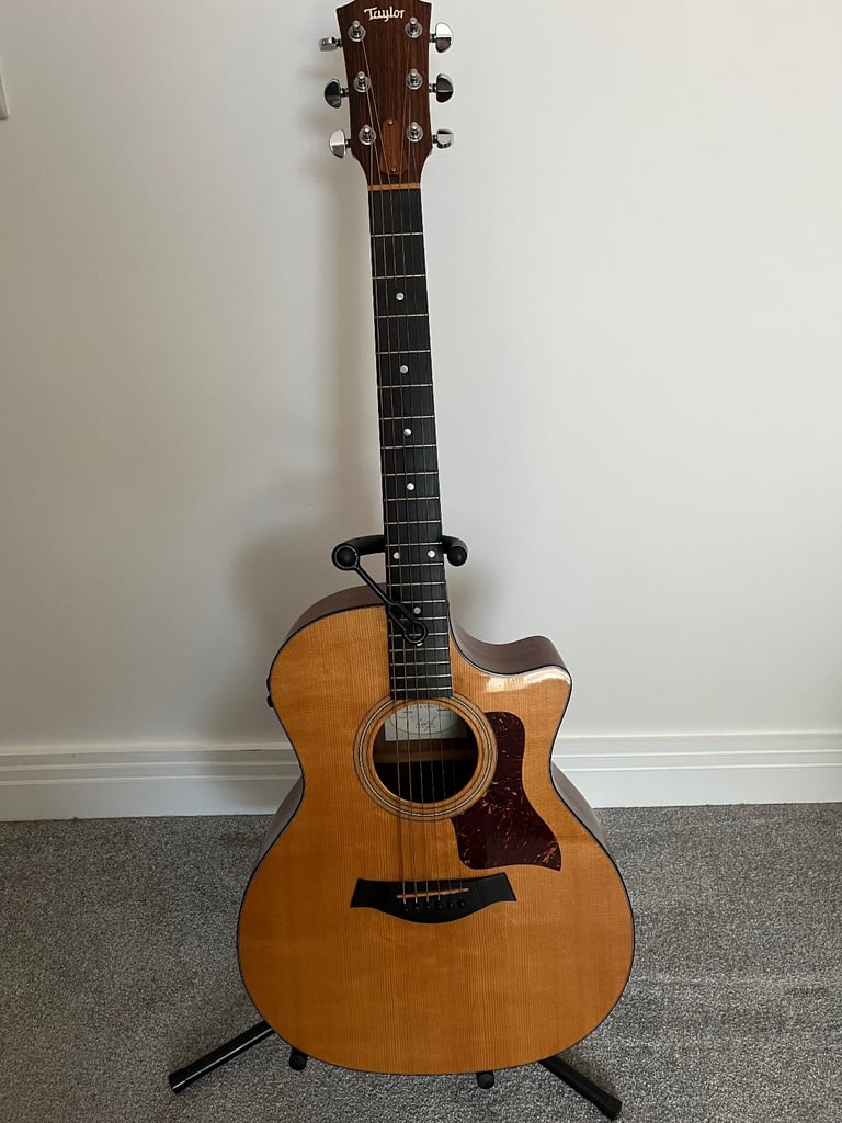 Taylor Guitar 314 CE