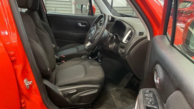 2018 Jeep Renegade 1.4T MultiAirII Longitude SUV 5dr Petrol DDCT Euro 6 (s/s) (140 ps) ESTATE Pet...