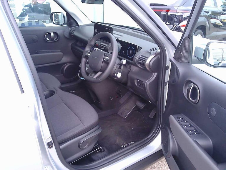 2025 Hyundai Inster 85kW 02 49kWh 5dr Auto HATCHBACK Electric Automatic