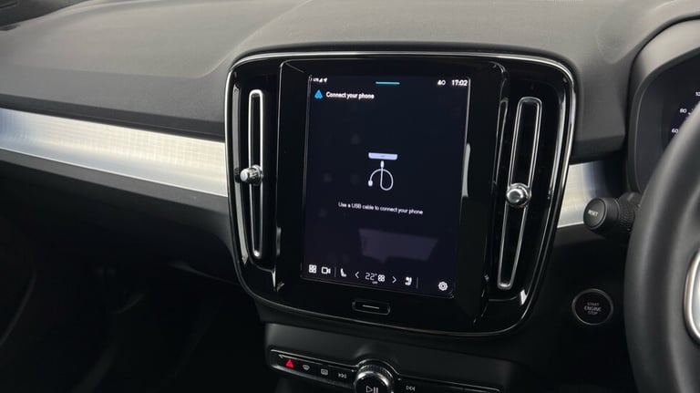 2024 Volvo XC40 Plus, B4 Mild hybrid, Petrol, Dark Estate Petrol Automatic