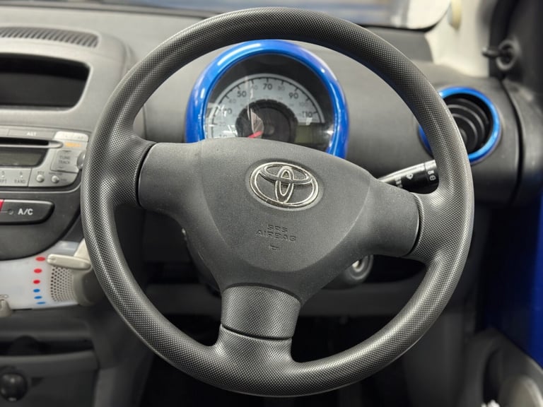 2010 Toyota AYGO 1.0 VVT-i Blue 5dr MMT HATCHBACK Petrol Automatic