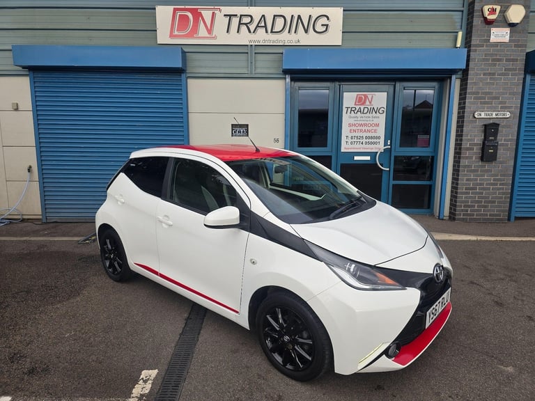 image for 2018 Toyota AYGO 1.0 VVT-i x-press Euro 6 5dr HATCHBACK Petrol Manual