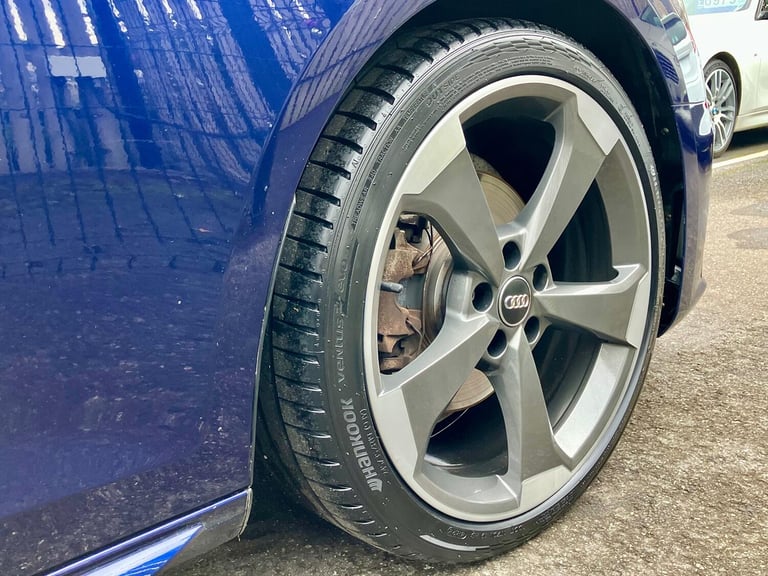 AUDI A4 2.0 TDI 30 Black Edition 2019