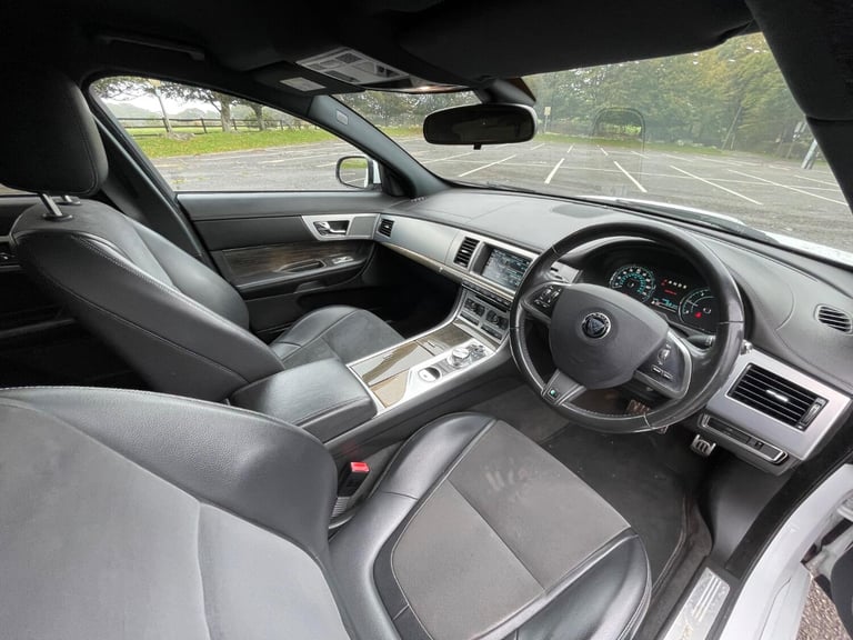 JAGUAR XF 2.2d [200] R-Sport Estate Auto, diesel, white + NOW SOLD 2014