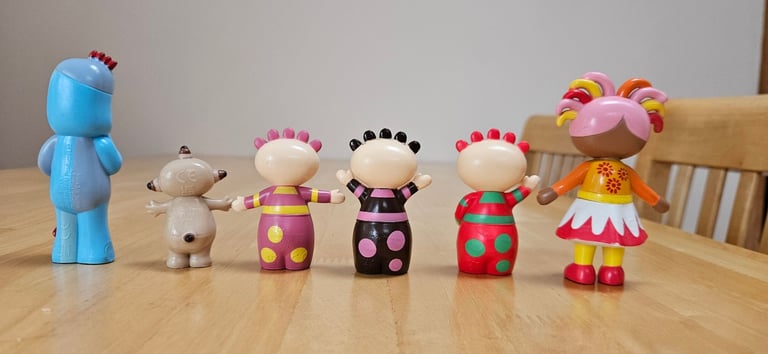 6 In the Night Garden figures