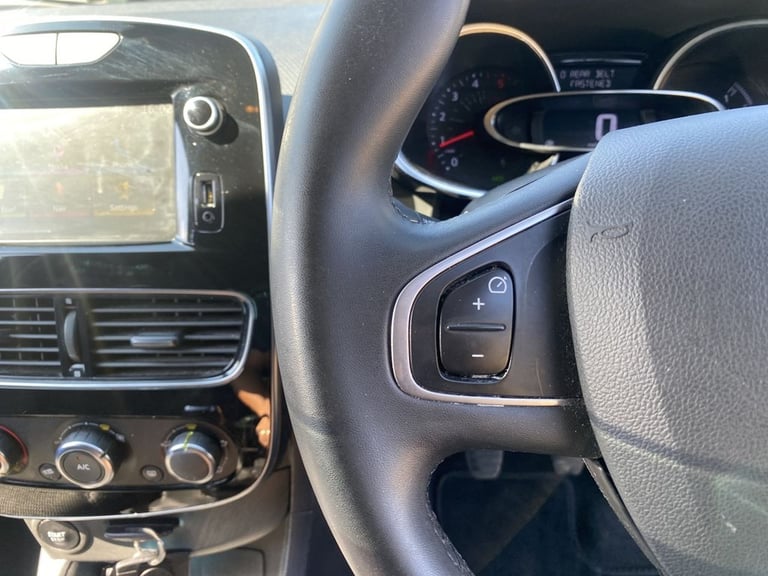 2019 Renault Clio 1.5 dCi Iconic Hatchback 5dr Diesel Manual Euro 6 (s/s) (90 ps) Hatchback Diese...
