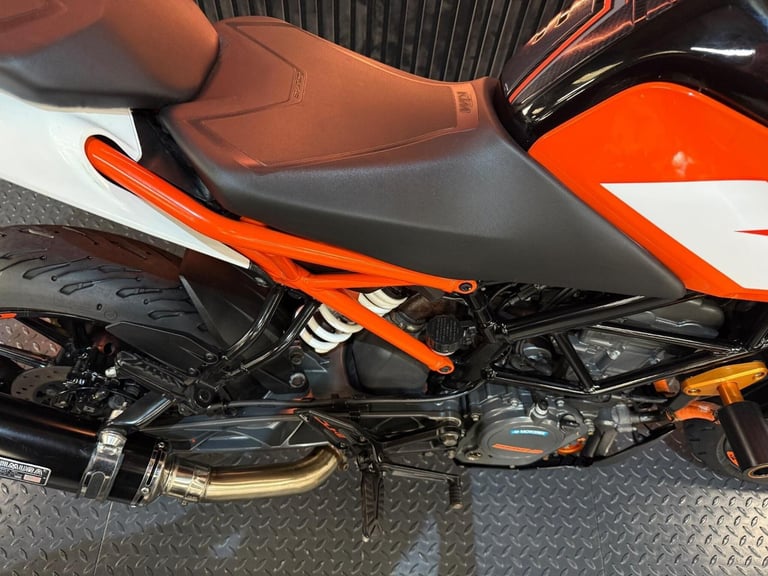 2020 KTM 125 Duke 125 Euro 4