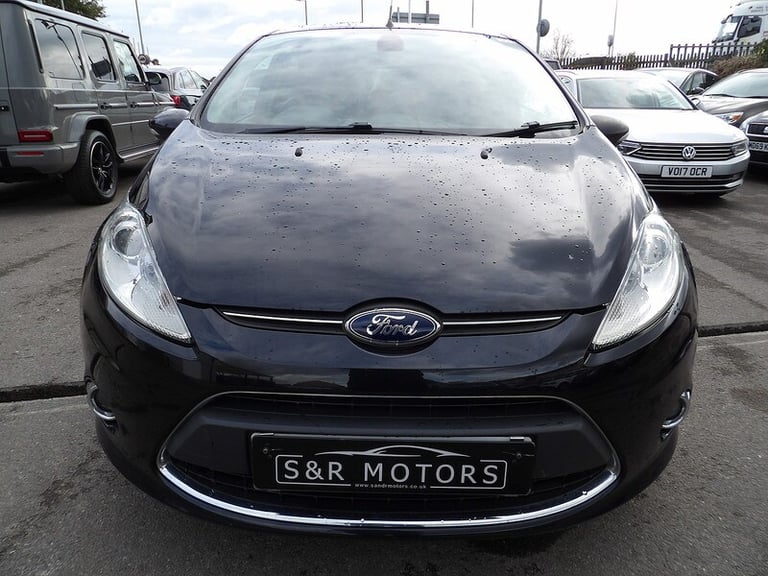 2012 Ford Fiesta Titanium Hatchback Petrol Manual