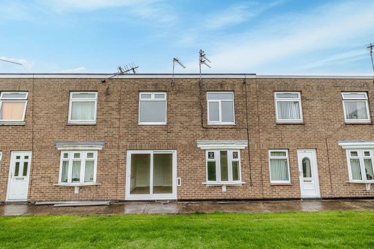 2 Bedroom house, Silverdale Pace, Newton Aycliffe, Durham, DL5 7DZ