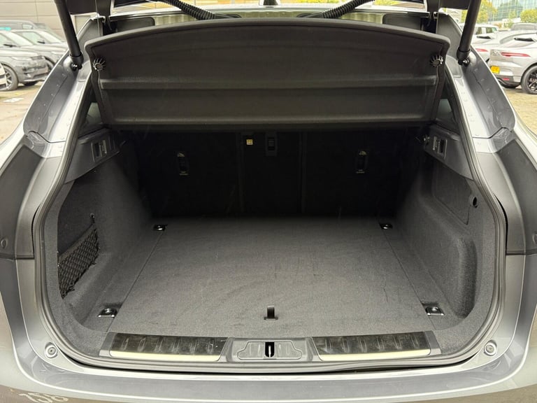 2024 Jaguar F-Pace 2.0 D200 MHEV R-Dynamic SE Black SUV 5dr Diesel Auto AWD Euro 6 (s/s) (204  ES...