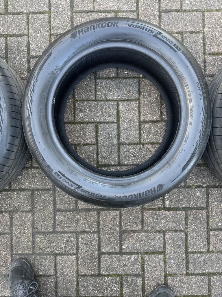 Hankook Ventus Evo SUV 235/50 R18 101H, Year 2025 –Summer Tyres x 4